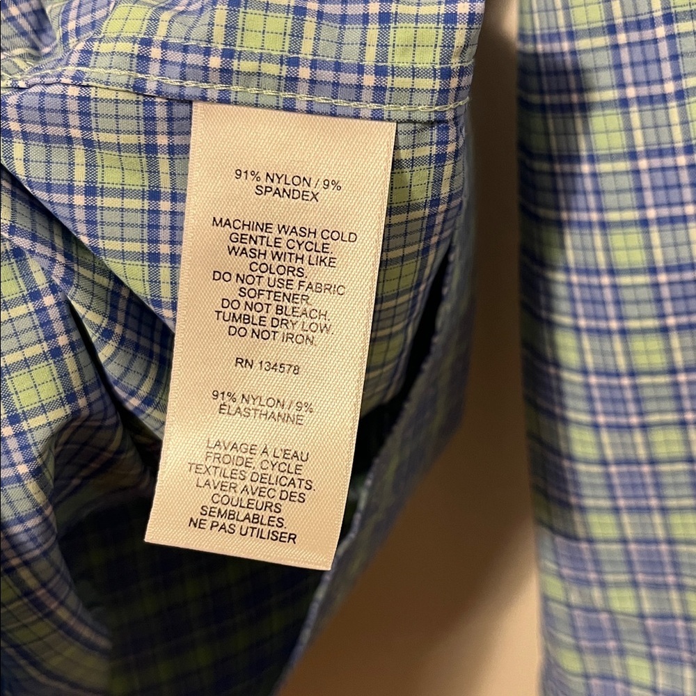 VINEYARD VINES OTG Performance Plaid Button Down Shirt Nylon Men’s Medium EUC - Picture 7 of 8